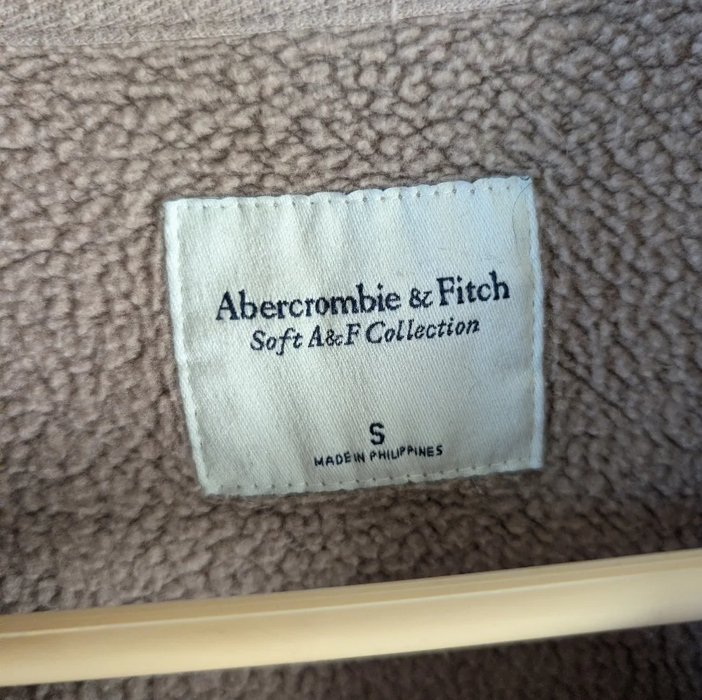 Sold - Picture 2 of 3